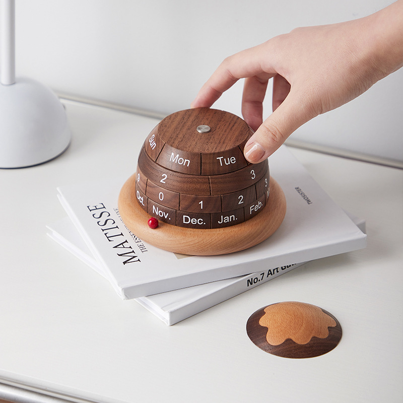 Sustainable Living Officer - Calendrier Alphanumérique Créatif en Bois Durable,